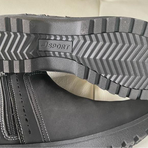 J Sport Jenna Black Ankle Booties size 8 - Picture 5 of 13